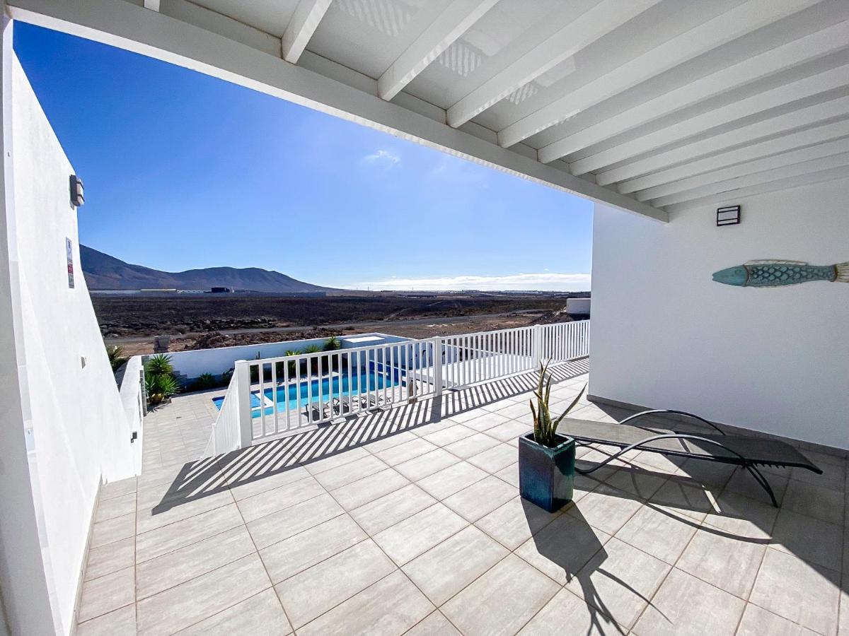 Villa Carol Playa Blanca  Exterior photo